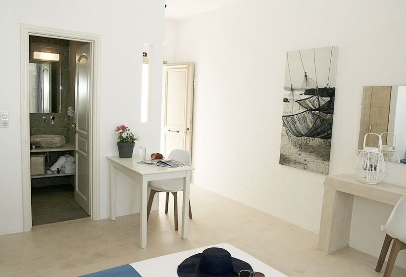 Anatoli Luxury Studios & Suites