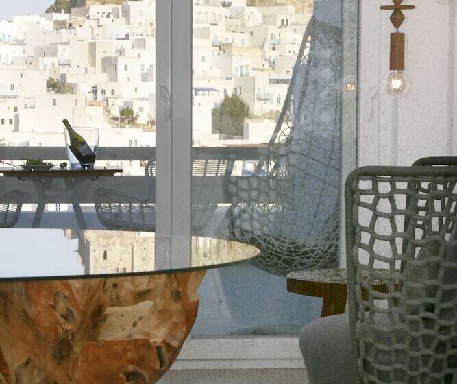 Anatoli Luxury Studios & Suites