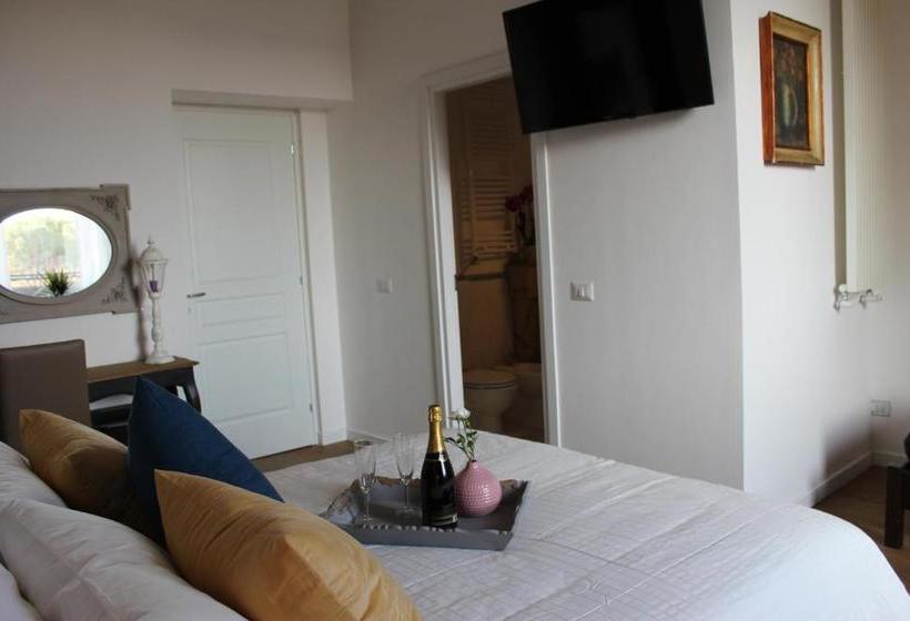 تختخواب و صبحانه Castel Sant  Angelo Suite