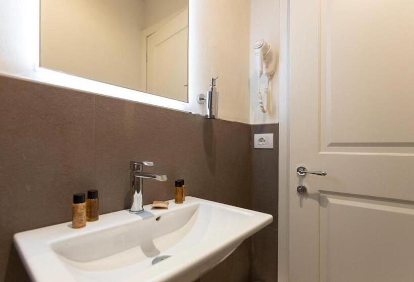 تختخواب و صبحانه Florence Luxury Guest House