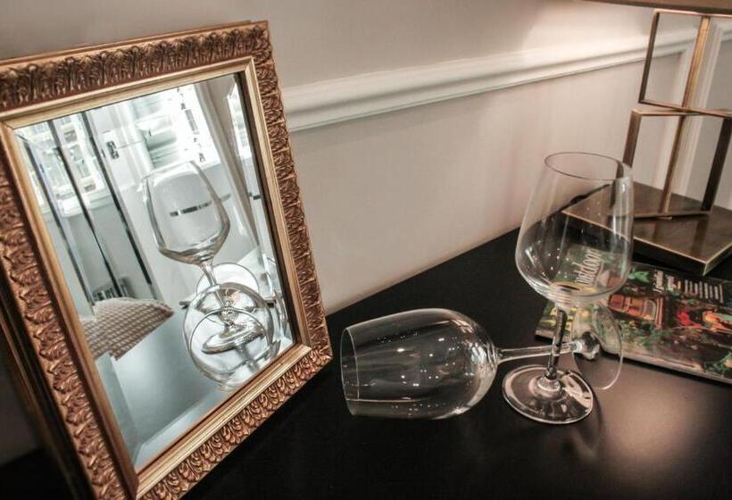 تختخواب و صبحانه Florence Luxury Guest House