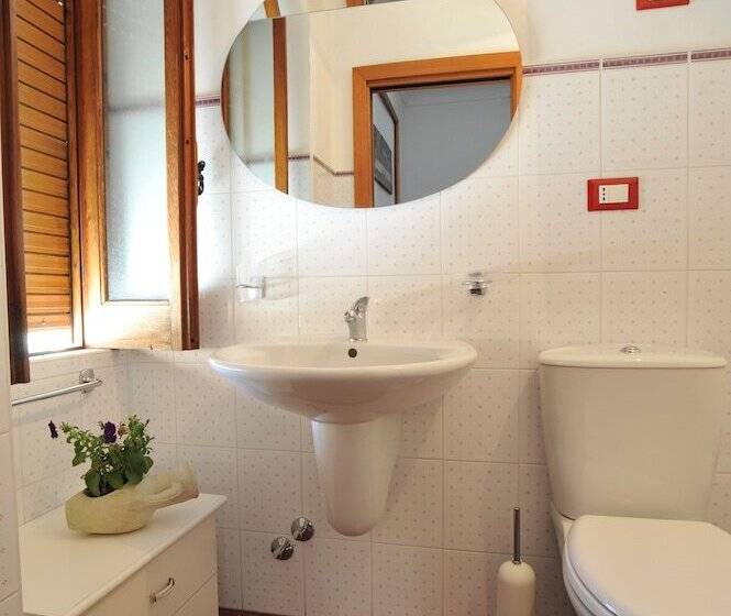 تختخواب و صبحانه Il Giardino Di Pietra