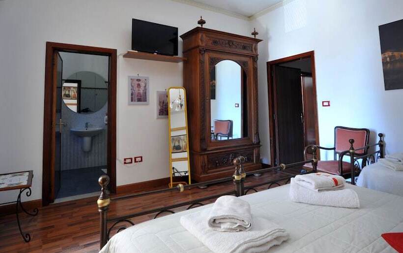 تختخواب و صبحانه Il Giardino Di Pietra