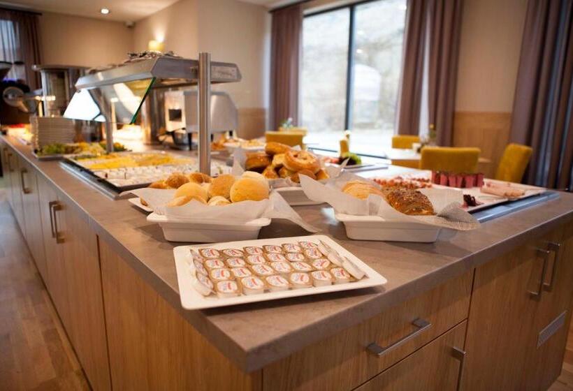 Blue Mountain Resort