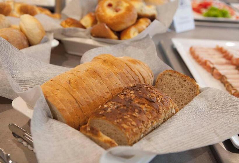 Blue Mountain Resort