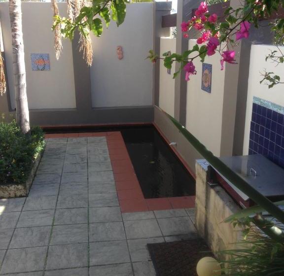 Dunes Scarborough Beach