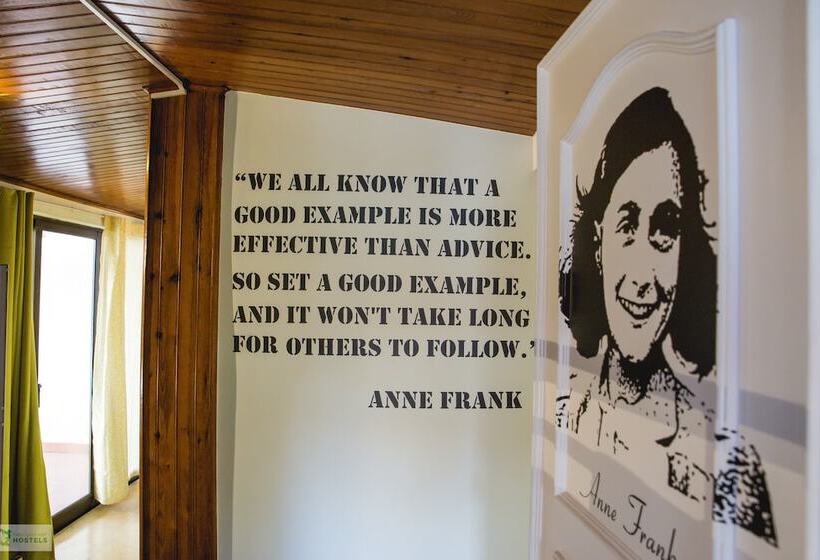 Help Yourself Hostels  Carcavelos Coast