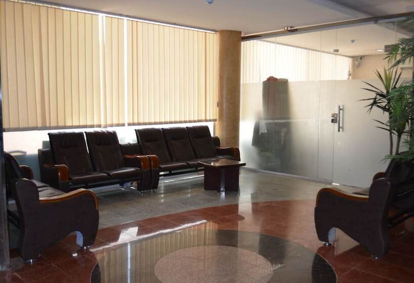 هتل Al Eairy Furnished Apartments Riyadh 3