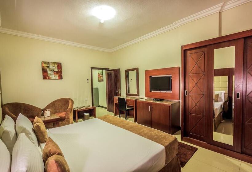 בית מלון כפרי Almuhaidb Furnished Units King Abdulaziz