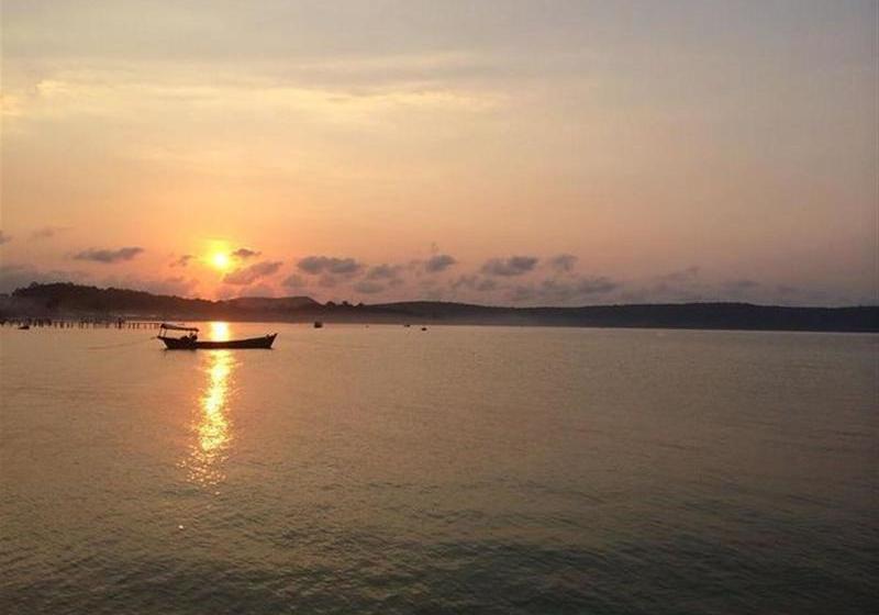 Отель Angkor Chom Bungalows