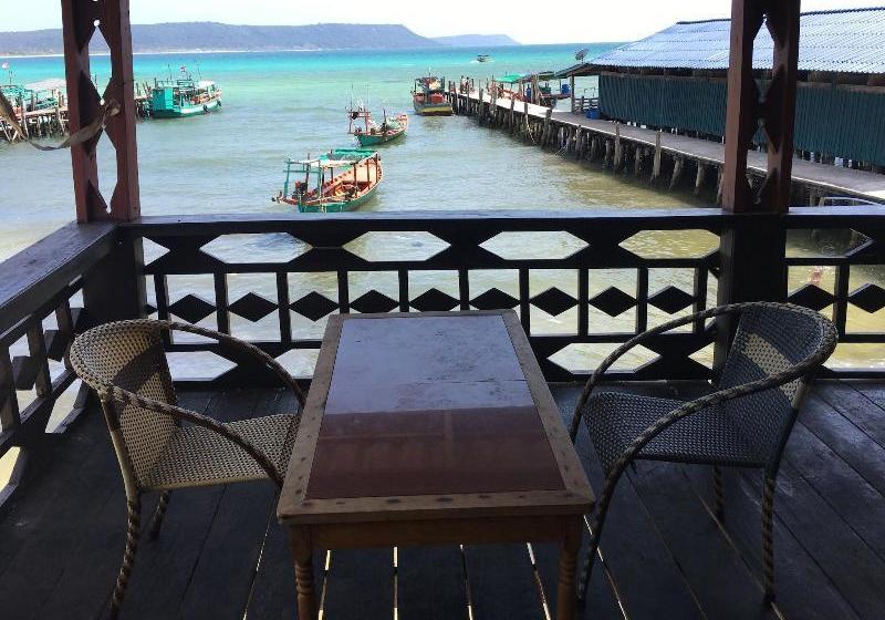 Отель Angkor Chom Bungalows