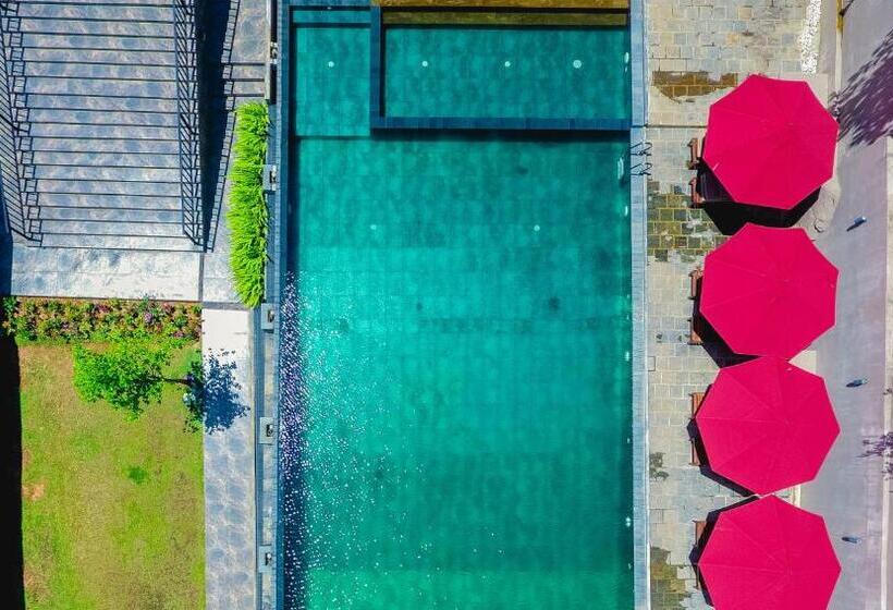 酒店 Ballena Regency