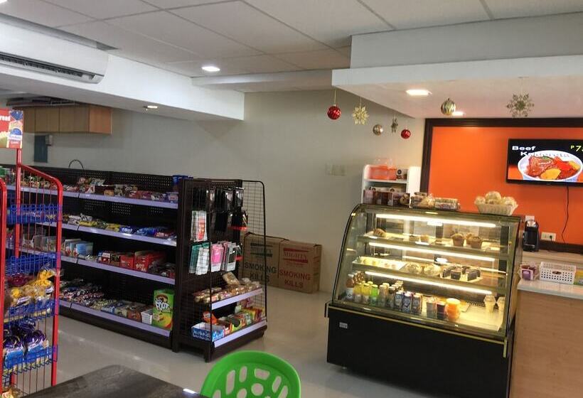 هتل Cebu Courtyard