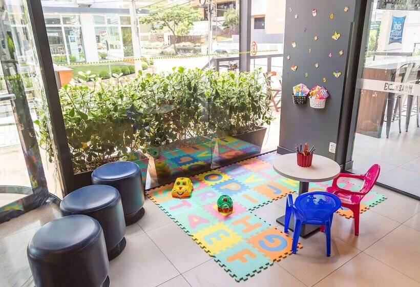 فندق Ibis Budget Blumenau