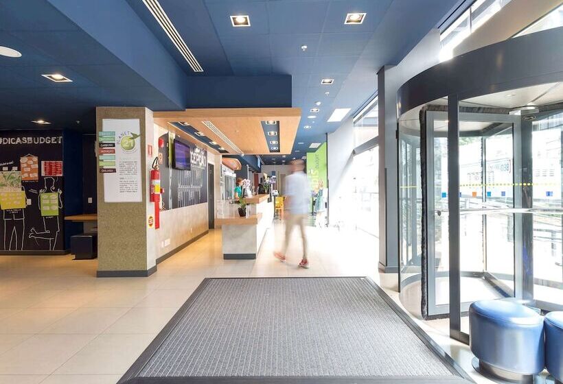 فندق Ibis Budget Blumenau