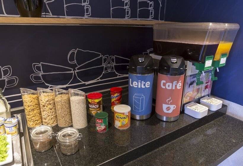 فندق Ibis Budget Blumenau