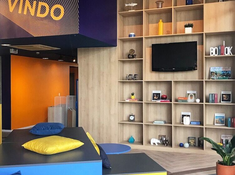 호텔 Ibis Budget Tambore