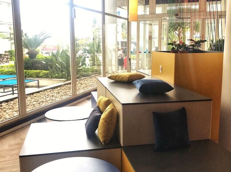 호텔 Ibis Budget Tambore