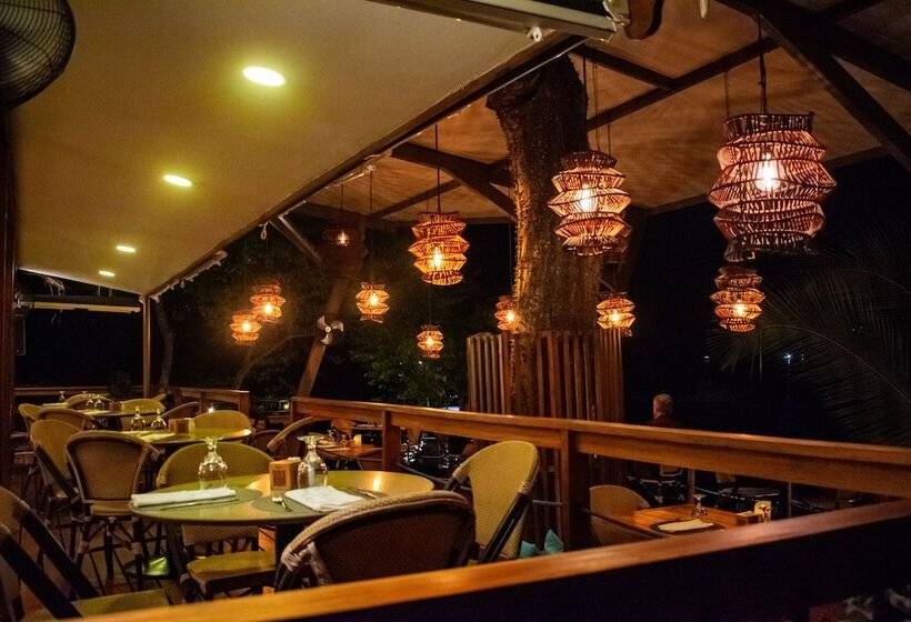 فندق Isla Chiquita Glamping