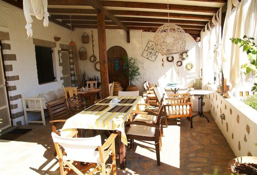 בית מלון כפרי Kalderimi Studios