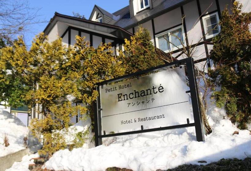 Petit Hotel Enchante