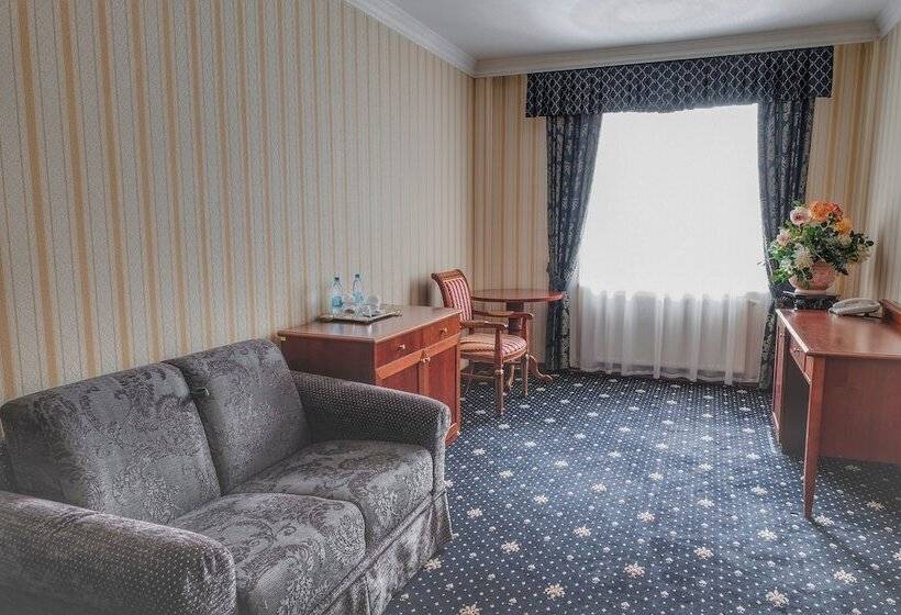 فندق Polyarnaya Zvezda