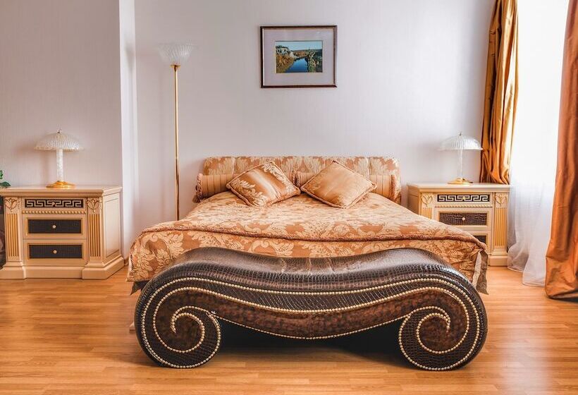 فندق Polyarnaya Zvezda