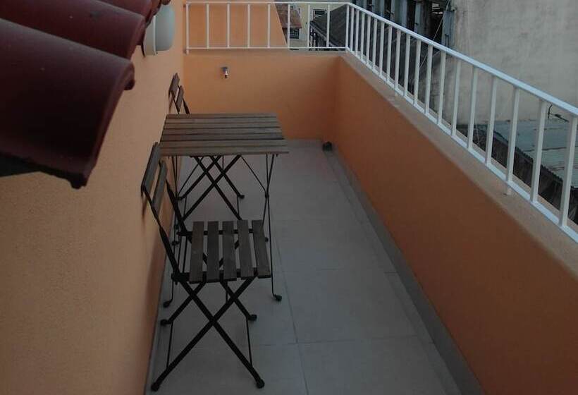 هتل Santosweethome 1