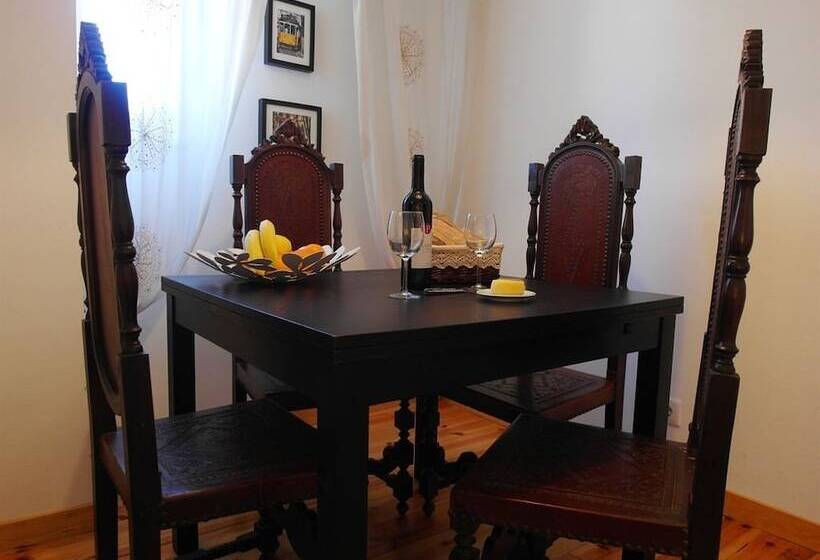 هتل Santosweethome 1