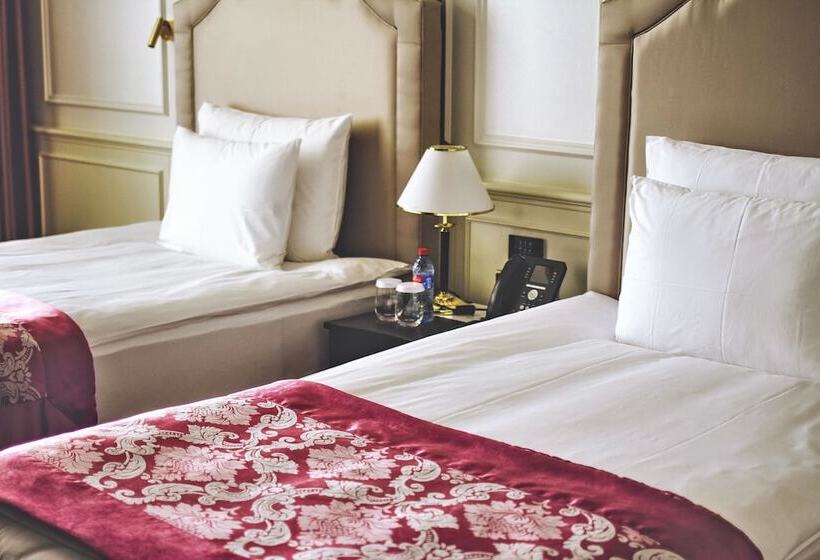 هتل Sberbank Corporate Center