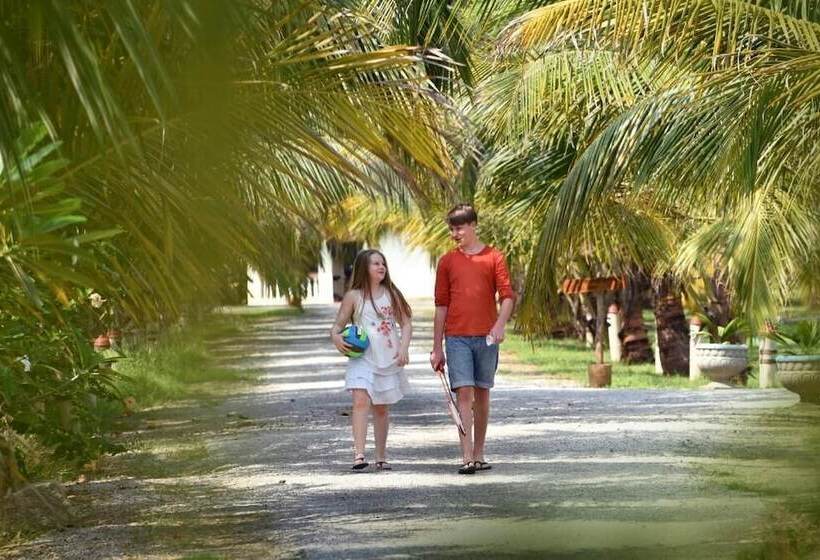 호텔 Shakti Vani Ayu