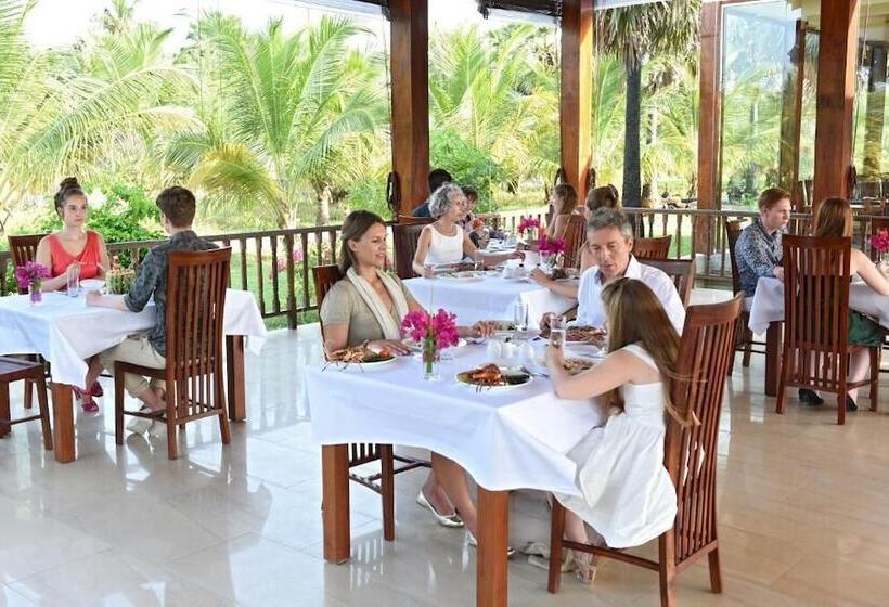 호텔 Shakti Vani Ayu