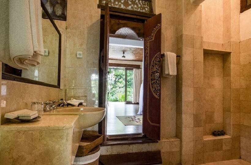 בית מלון כפרי The Bali Purnati Center For The Arts