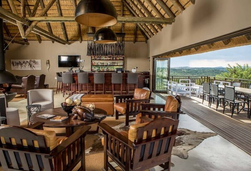 בית מלון כפרי Umzolozolo Private Safari Lodge & Spa