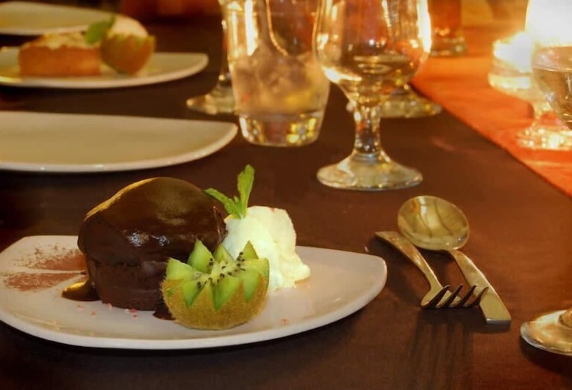 בית מלון כפרי Umzolozolo Private Safari Lodge & Spa