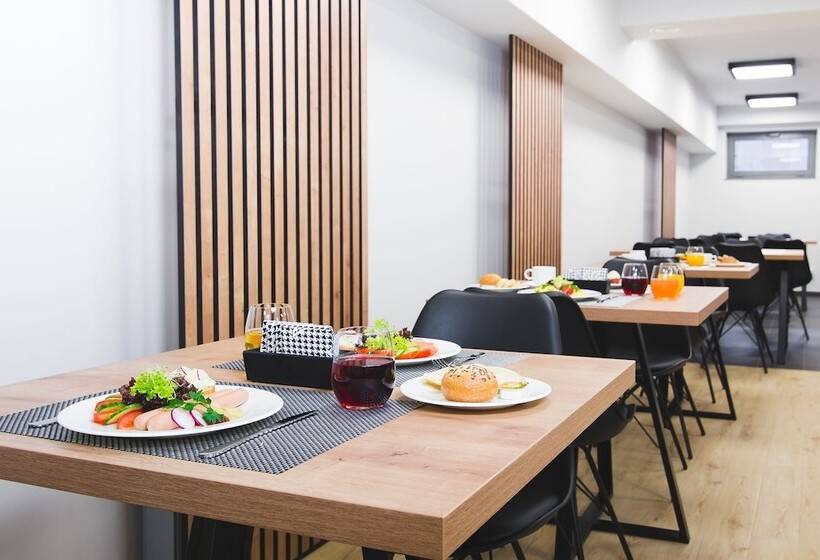 Waw Hotel Airport Okęcie