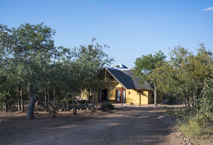 בית מלון כפרי Yingwe