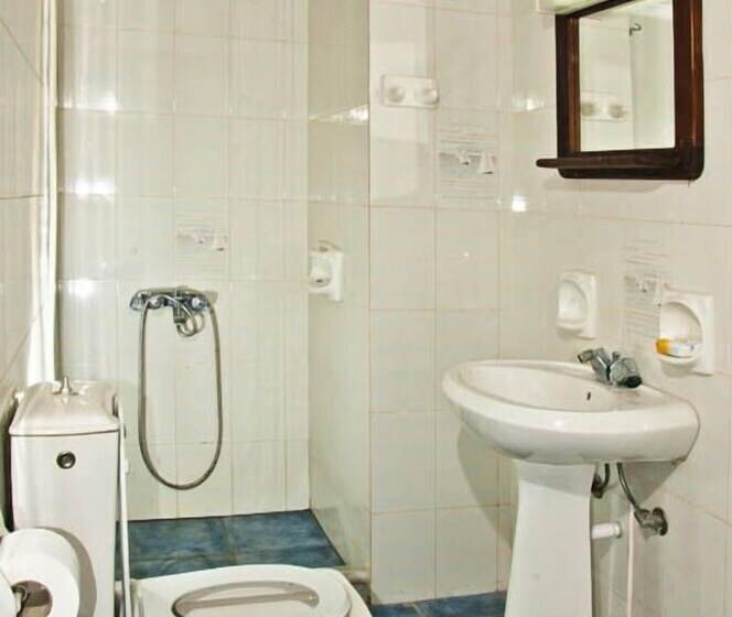 ペンション Akrogiali