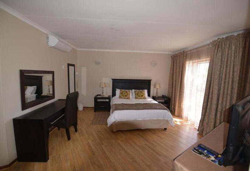 پانسیون Attaché Guest Lodge & Health Spa
