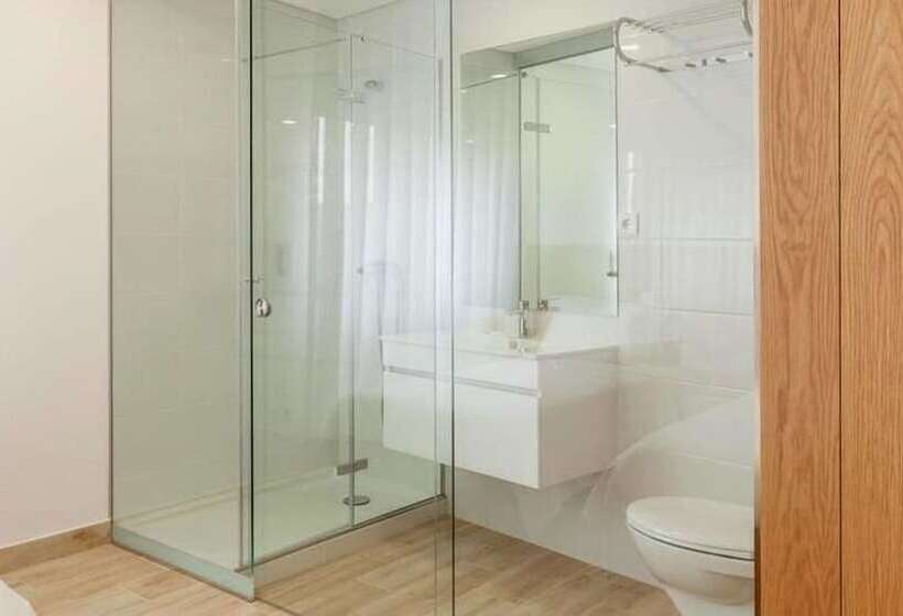 펜션 Central Suites