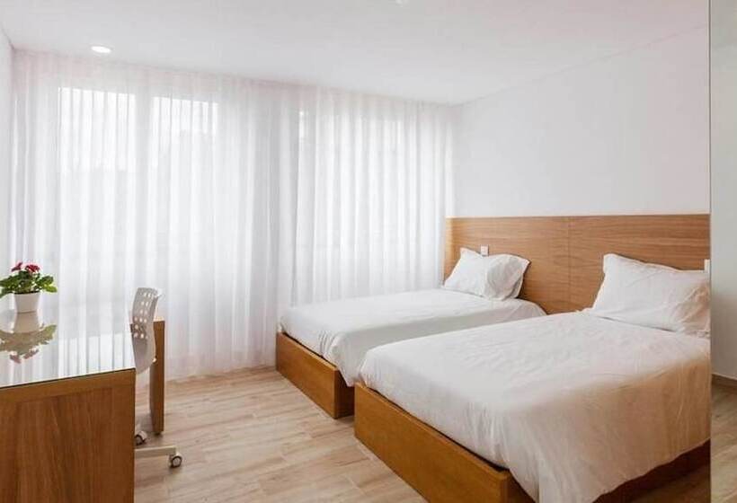 펜션 Central Suites