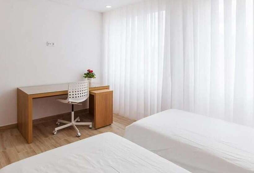 펜션 Central Suites