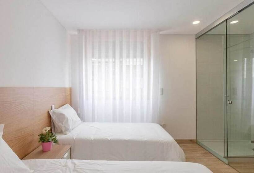 펜션 Central Suites