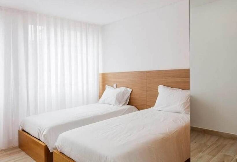 펜션 Central Suites