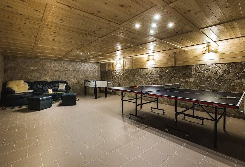 پانسیون Czerwone Wierchy   Sauna I Jacuzzi Wliczone W Cenę Pobytu!