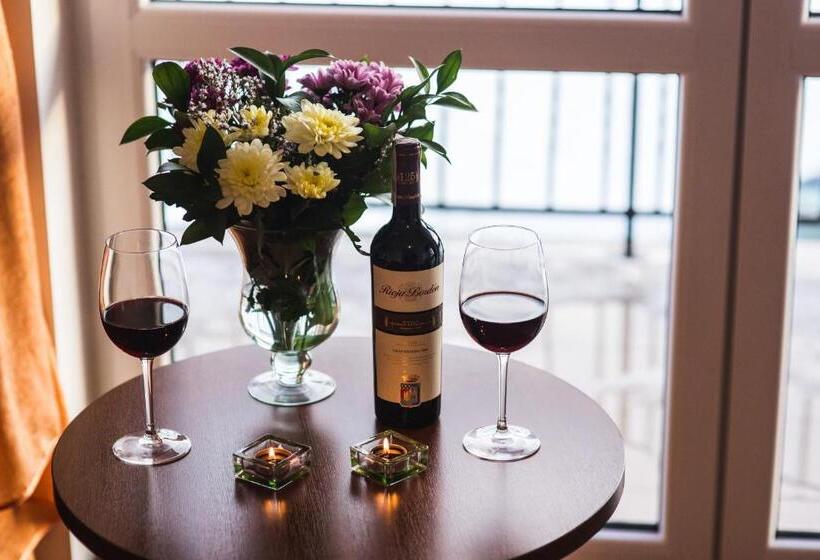 پانسیون Czerwone Wierchy   Sauna I Jacuzzi Wliczone W Cenę Pobytu!