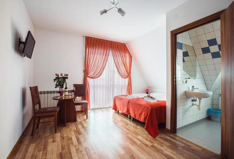 پانسیون Czerwone Wierchy   Sauna I Jacuzzi Wliczone W Cenę Pobytu!