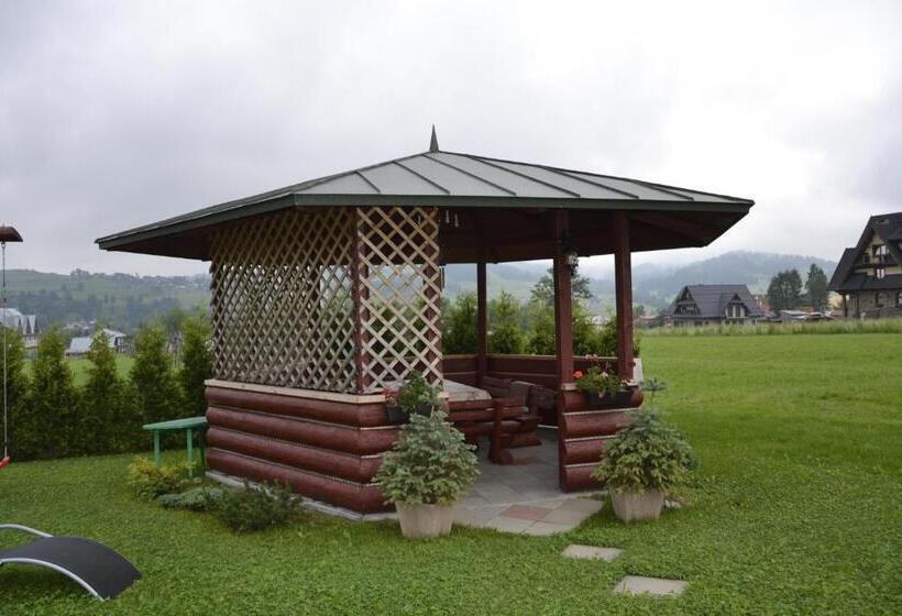 پانسیون Czerwone Wierchy   Sauna I Jacuzzi Wliczone W Cenę Pobytu!