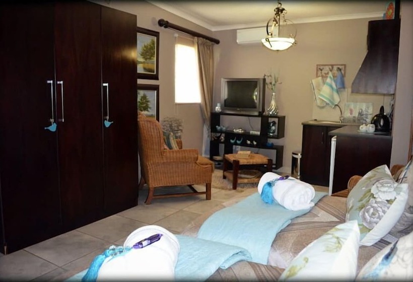 بنسيون The Stables Guest House