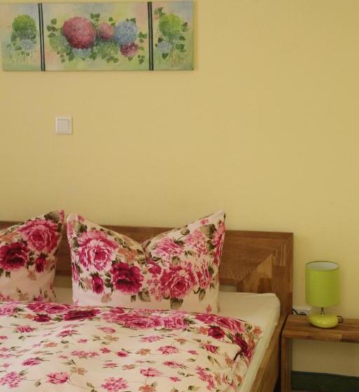 ペンション Gasthaus Forelle